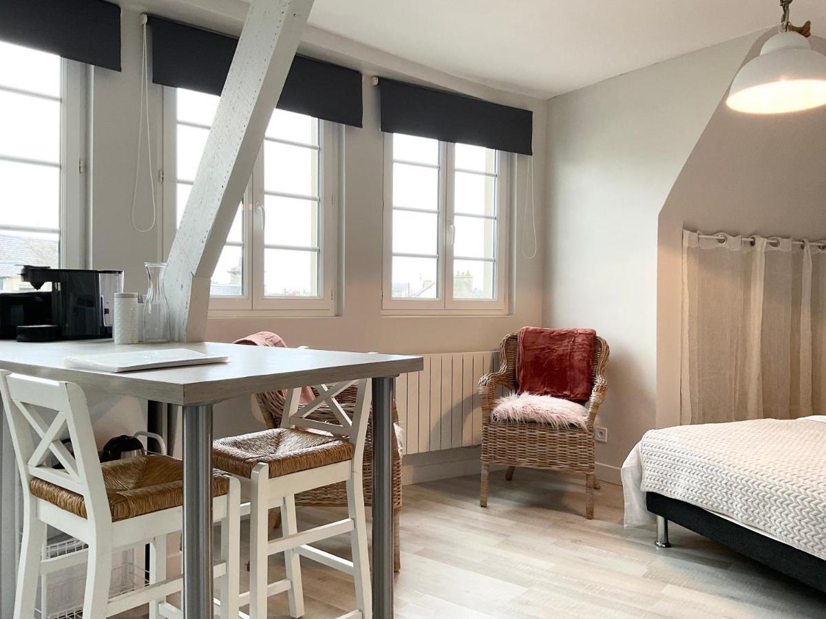 Mon Port D'Attache Apartment Ngoại thất bức ảnh